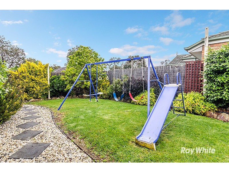 35 Genista Road, Cranbourne West VIC 3977