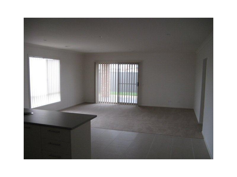 20 Gladiolus Circuit, Cranbourne North VIC 3977