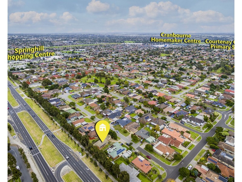 6 Broome Crescent, Cranbourne North VIC 3977