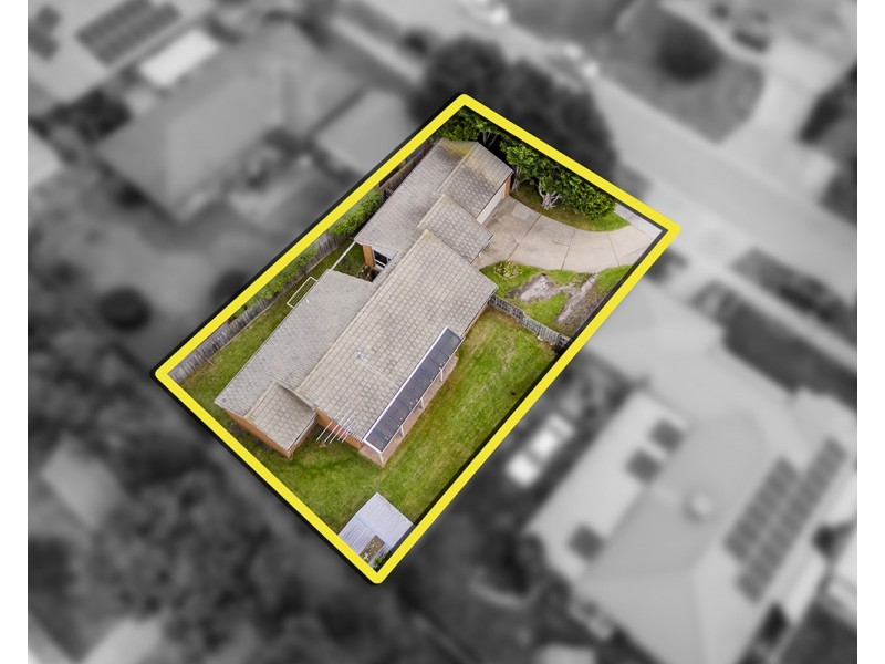 6 Broome Crescent, Cranbourne North VIC 3977
