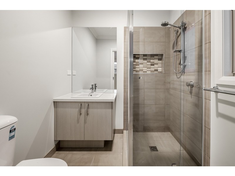 15 Teneriffe Street, Cranbourne North VIC 3977