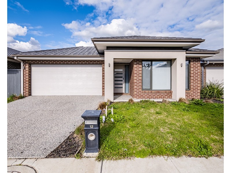 12 Goodison Road, Clyde North VIC 3978