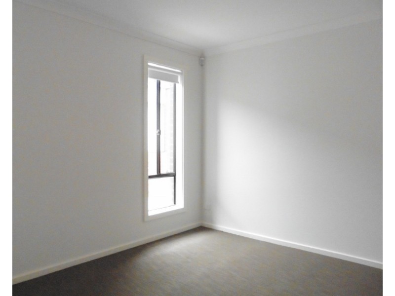 142 Nelson Street, Cranbourne East VIC 3977