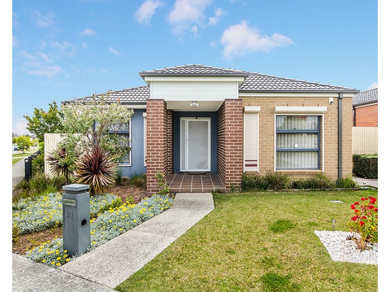 84 Springhill Drive, Cranbourne VIC 3977