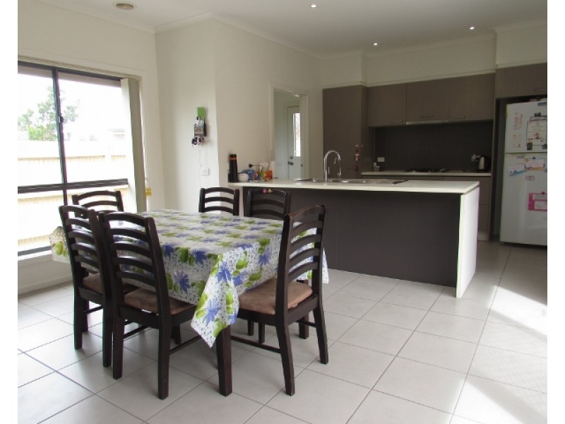 84 Springhill Drive, Cranbourne VIC 3977