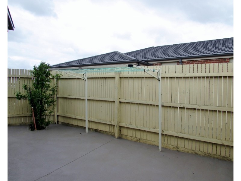 84 Springhill Drive, Cranbourne VIC 3977