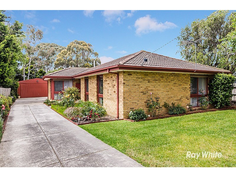 37 Arleon Crescent, Cranbourne VIC 3977