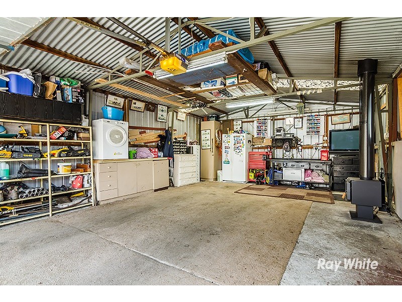 37 Arleon Crescent, Cranbourne VIC 3977