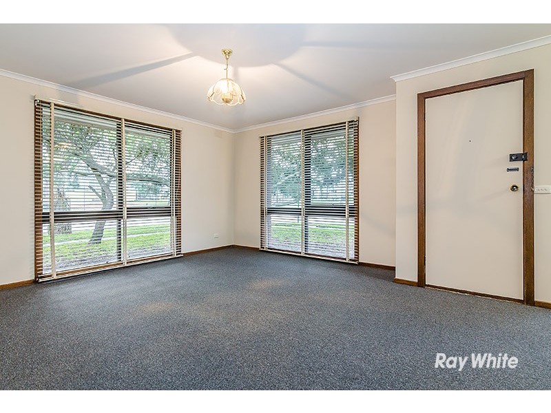 2a Alexander Street, Cranbourne VIC 3977