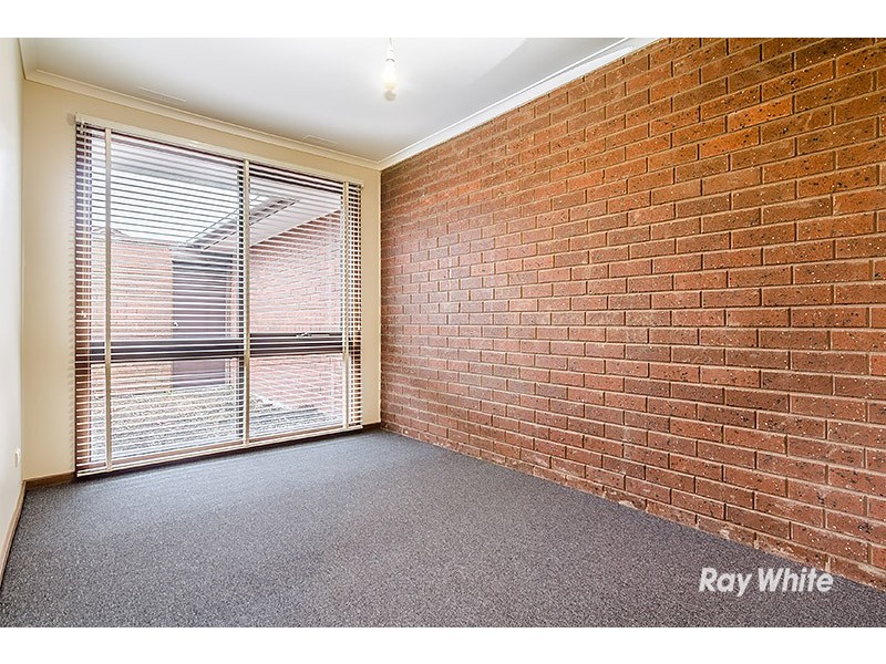 2a Alexander Street, Cranbourne VIC 3977