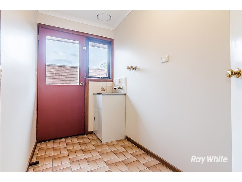 2a Alexander Street, Cranbourne VIC 3977