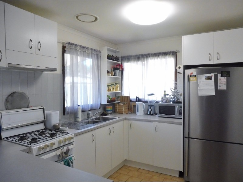 37 Roberts Road, Cranbourne VIC 3977