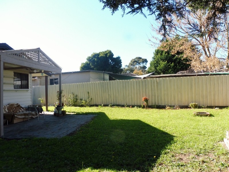 37 Roberts Road, Cranbourne VIC 3977