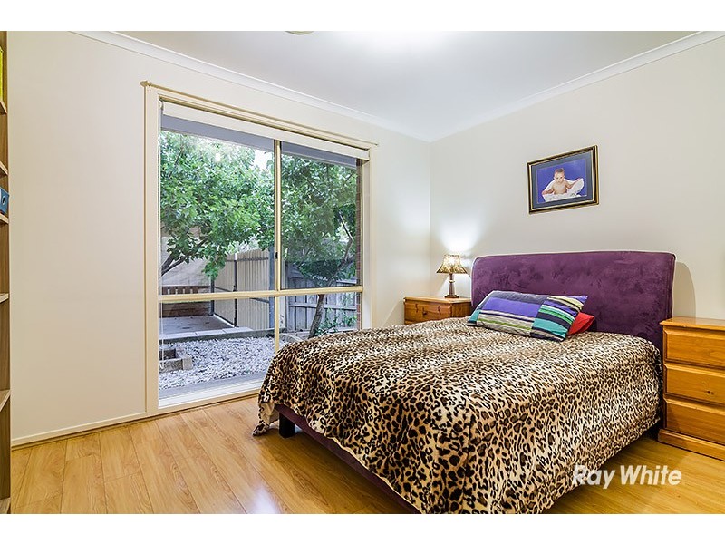 2 Linmac Drive, Hampton Park VIC 3976