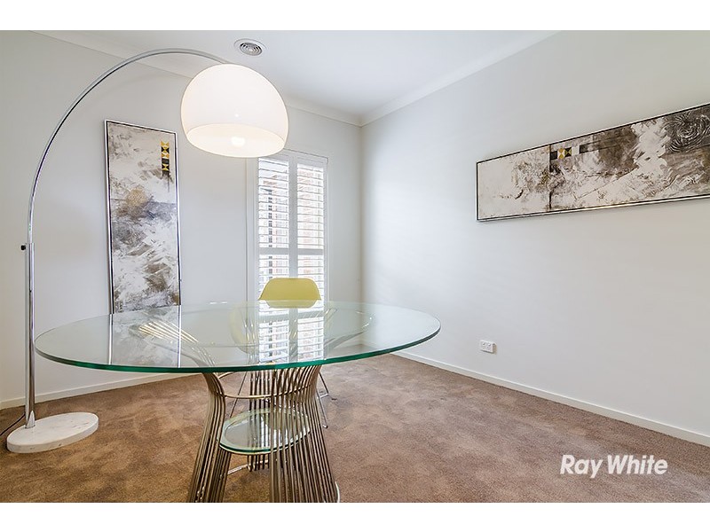 46 Flowerbloom Crescent, Clyde North VIC 3978