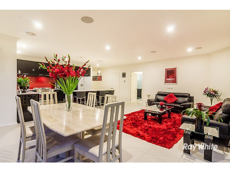 16 John Russell Road, Cranbourne West VIC 3977