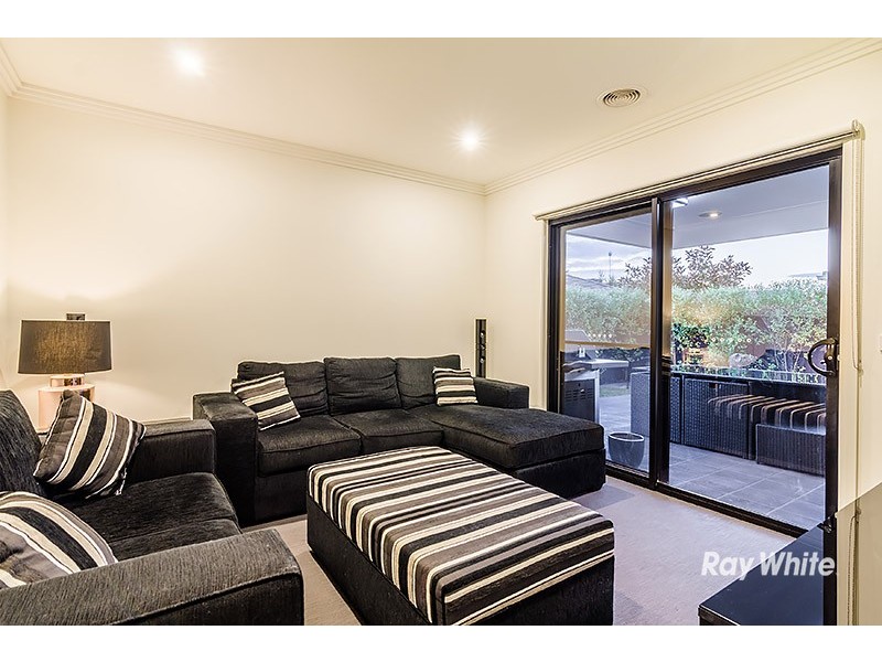 16 John Russell Road, Cranbourne West VIC 3977