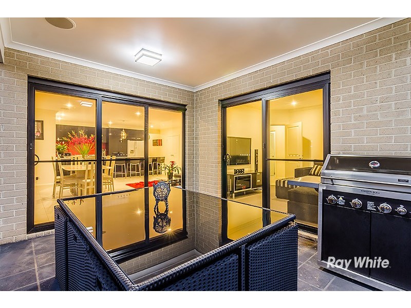 16 John Russell Road, Cranbourne West VIC 3977