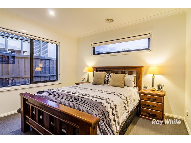 16 John Russell Road, Cranbourne West VIC 3977