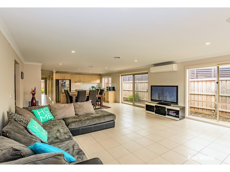 12 Celestine Drive, Officer VIC 3809