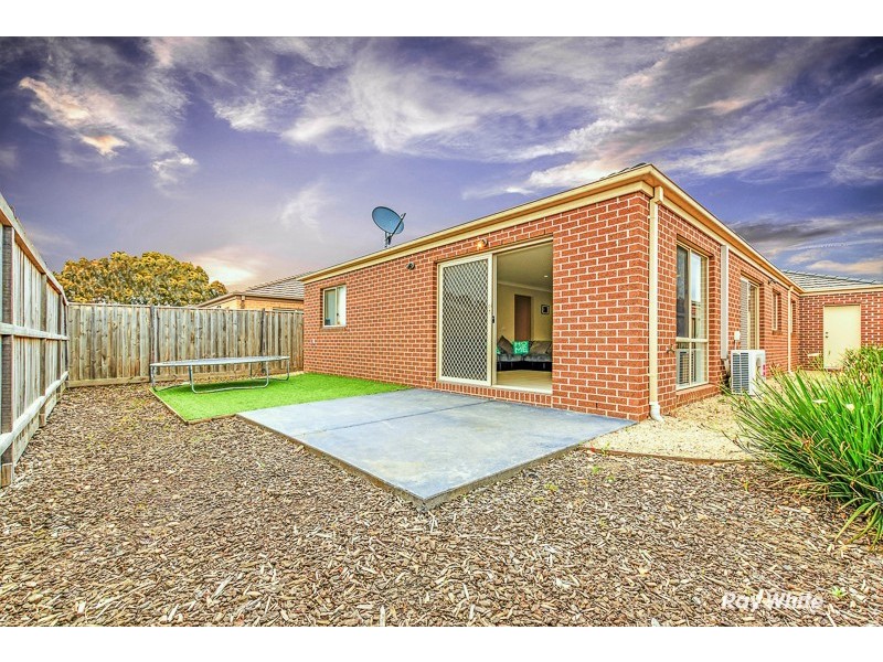 12 Celestine Drive, Officer VIC 3809