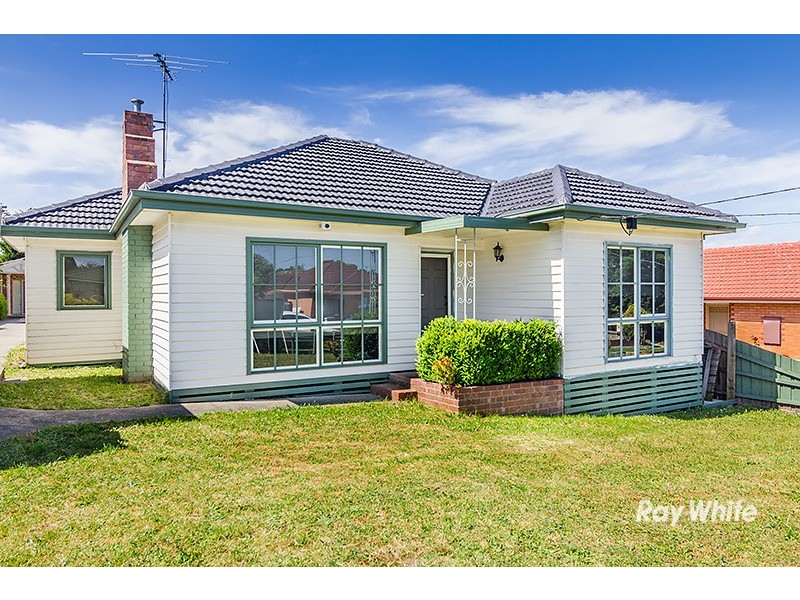 1/5 Burrows Avenue, Dandenong VIC 3175