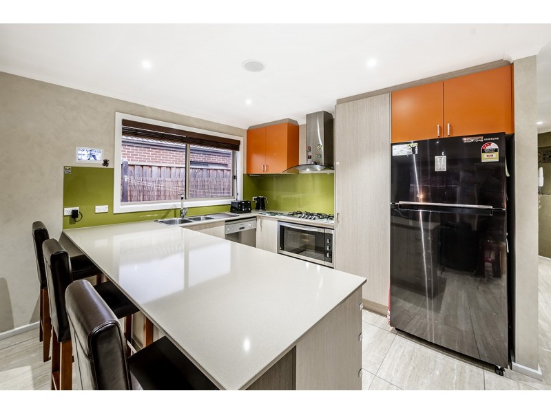 7 Elmsford Crescent, Cranbourne West VIC 3977