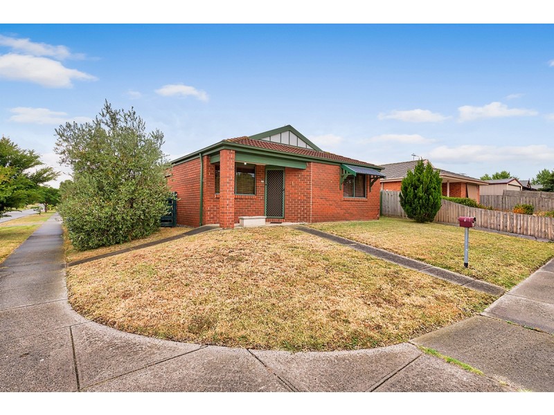 1 Monash Way, Cranbourne North VIC 3977
