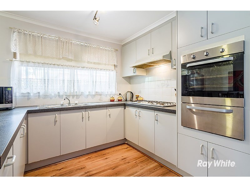 34 Meeking Drive, Pakenham VIC 3810