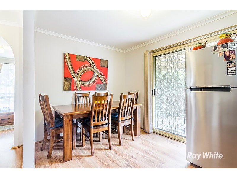 34 Meeking Drive, Pakenham VIC 3810