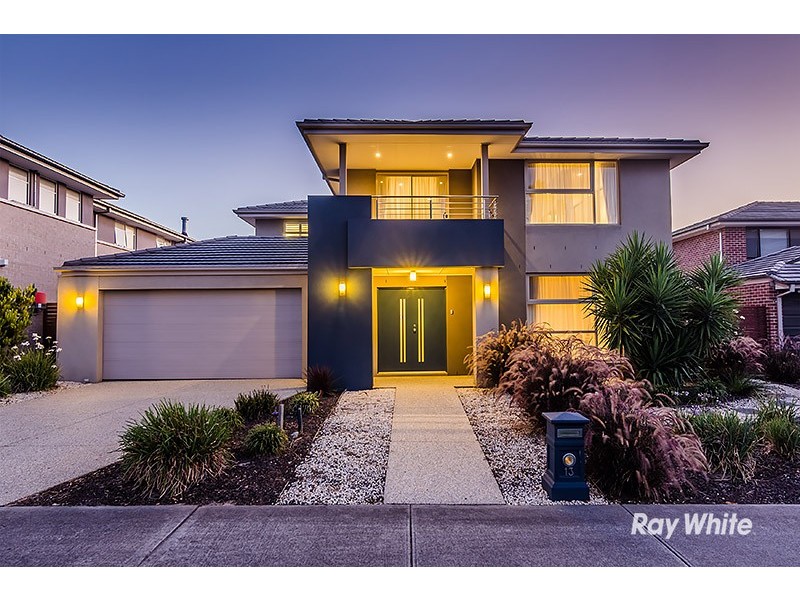 13 Sierra Boulevard, Cranbourne North VIC 3977