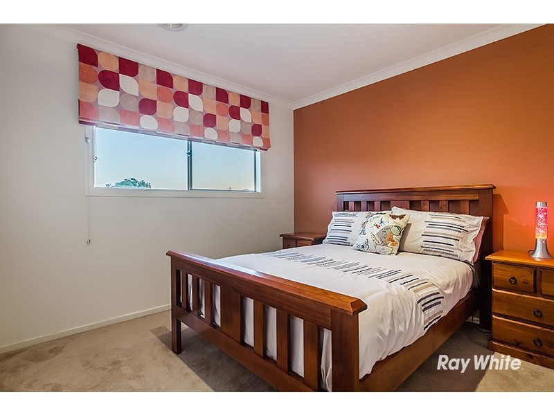 13 Sierra Boulevard, Cranbourne North VIC 3977