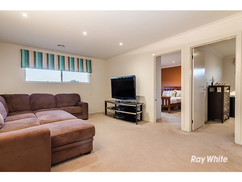 13 Sierra Boulevard, Cranbourne North VIC 3977