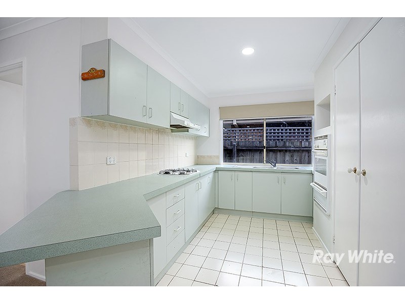 71 Courtenay Avenue, Cranbourne North VIC 3977
