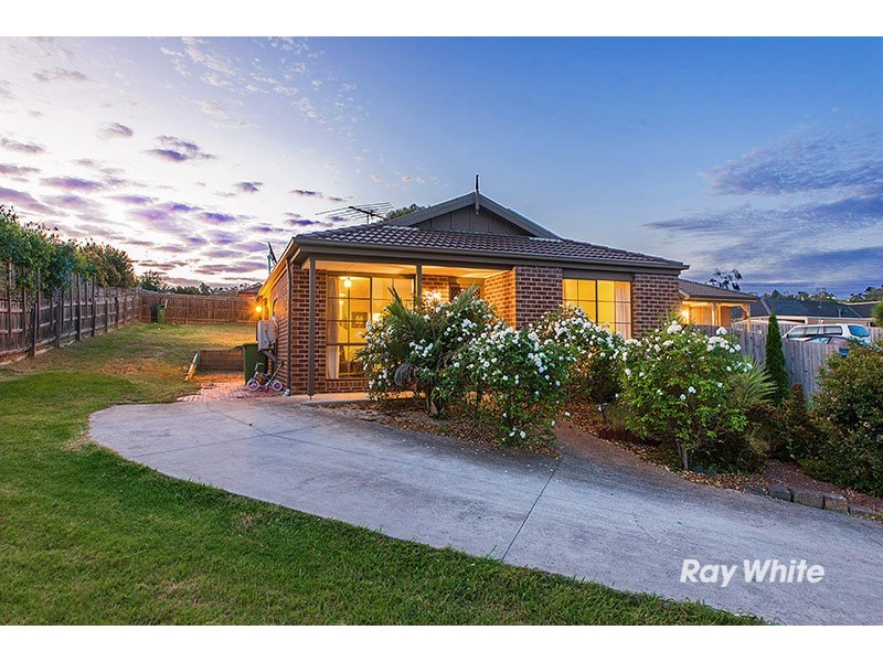 12 Redcherry Court, Pakenham VIC 3810