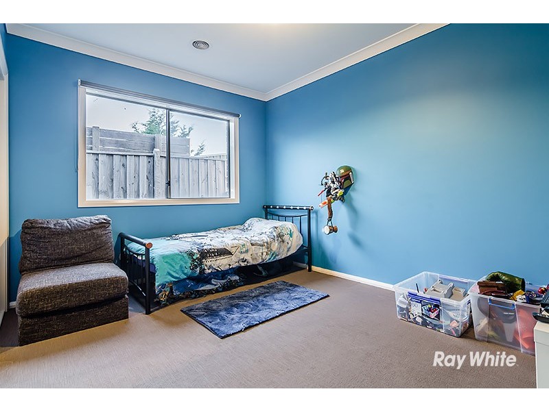 71 Thunderbolt Drive, Cranbourne East VIC 3977