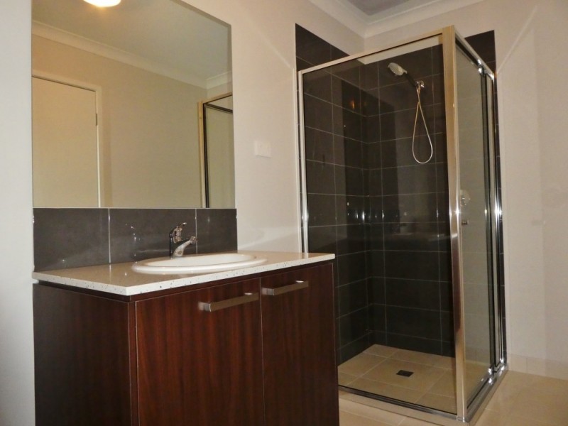 61 Moxham Drive, Clyde North VIC 3978