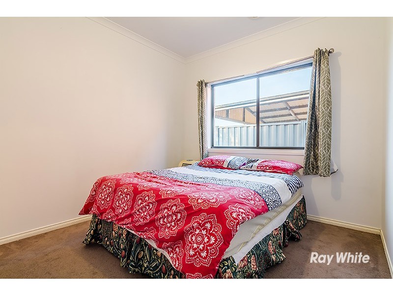 13 Shiels Street, Cranbourne East VIC 3977