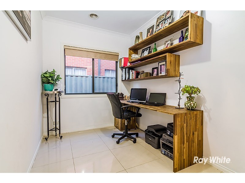 13 Shiels Street, Cranbourne East VIC 3977