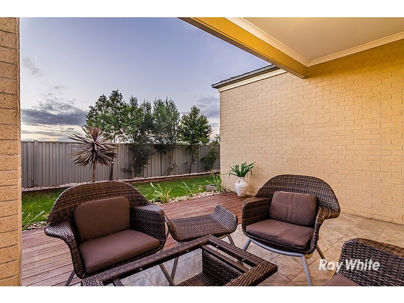 13 Shiels Street, Cranbourne East VIC 3977