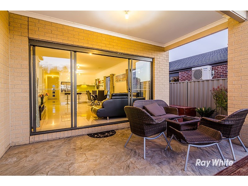 13 Shiels Street, Cranbourne East VIC 3977