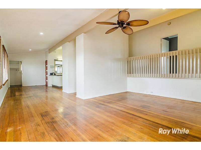 1 Delmont Court, Cranbourne VIC 3977