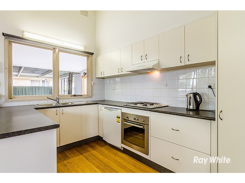 1 Delmont Court, Cranbourne VIC 3977