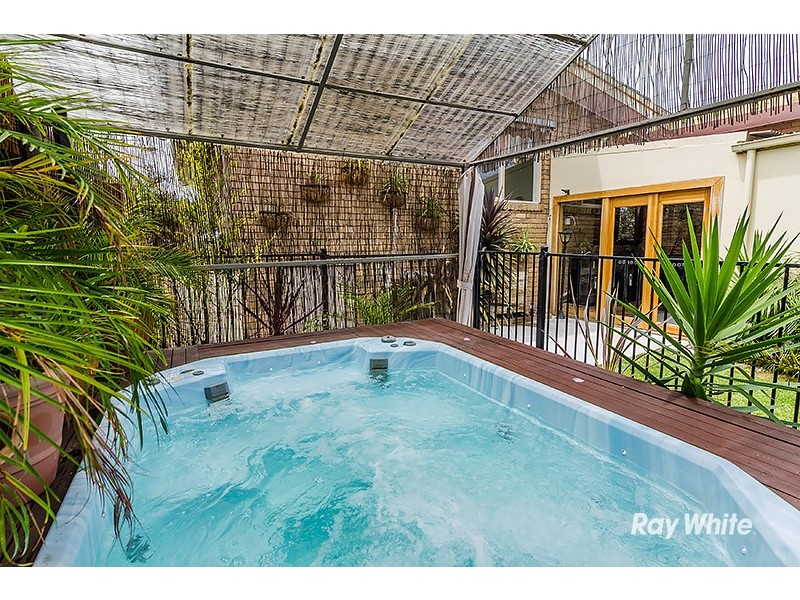 1 Delmont Court, Cranbourne VIC 3977