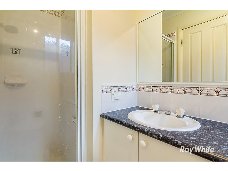 20 Genoa Way, Cranbourne West VIC 3977