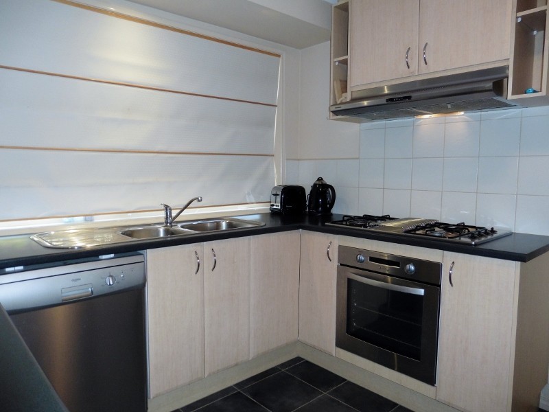 5 Greenock Crescent, Cranbourne East VIC 3977