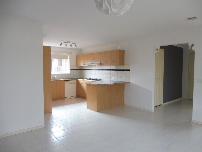 7 Olive Road, Hampton Park VIC 3976