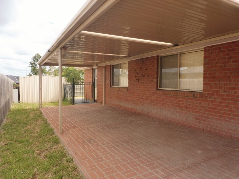 7 Olive Road, Hampton Park VIC 3976