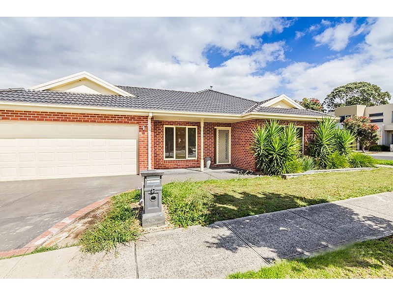 6 Flinders Park Drive, Officer VIC 3809