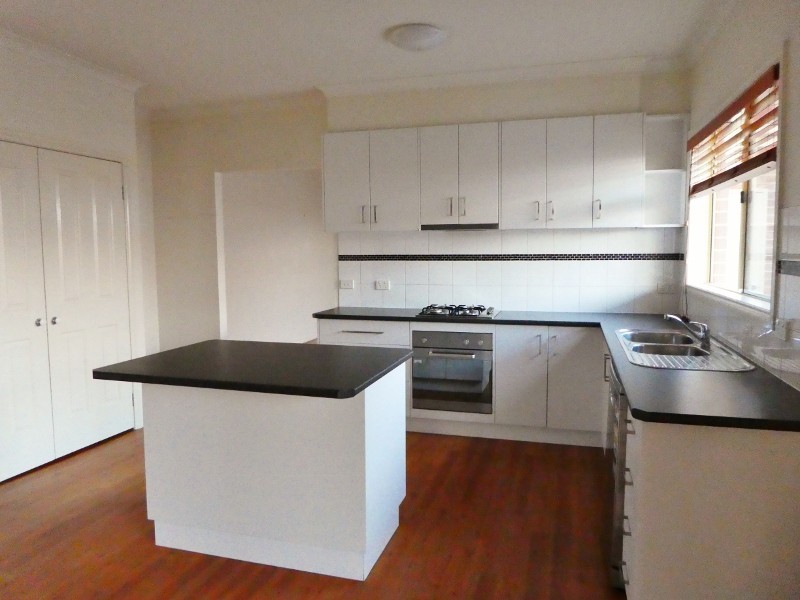 6 Flinders Park Drive, Officer VIC 3809
